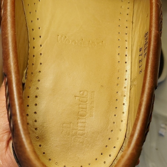 Allen Edmonds Woodstock Black Comfort Loafers 2 tone slip on tassels Sz.8.5 - Picture 10 of 12